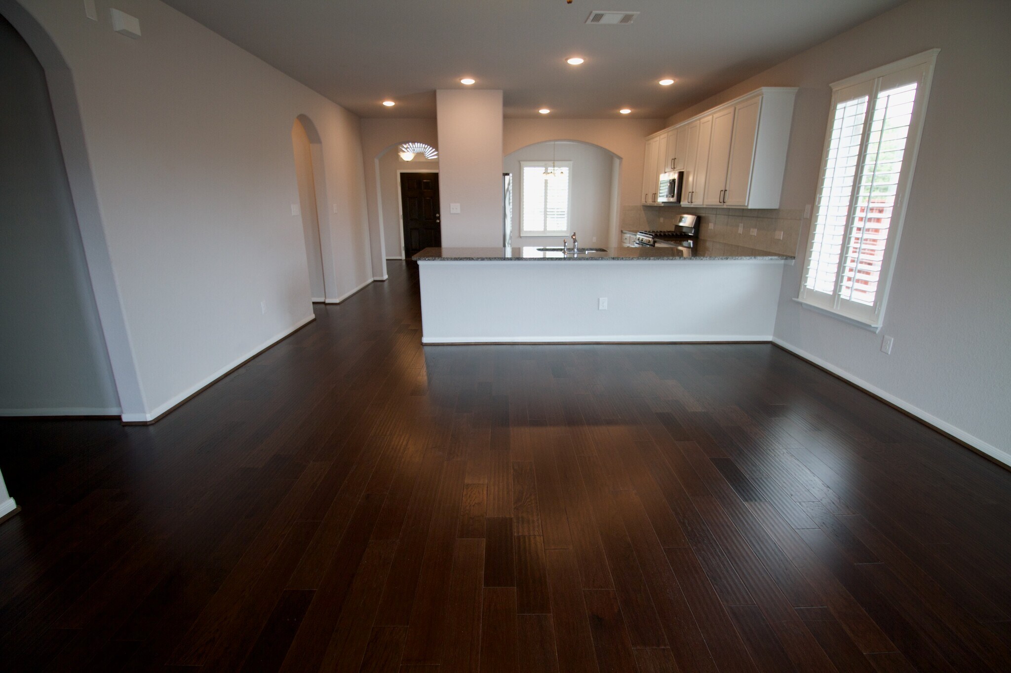 Building Photo - 383 Leadtree Loop