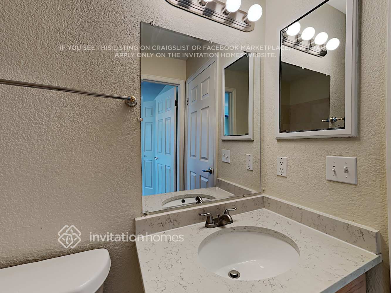 Building Photo - 10885 Grange Creek Dr