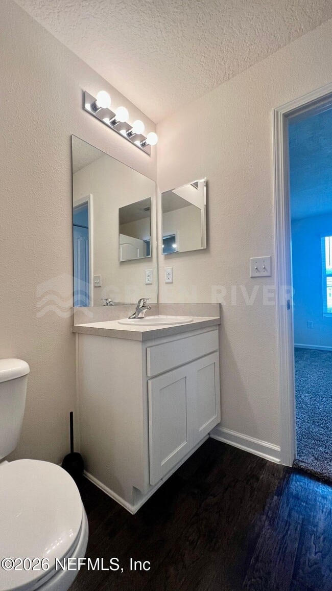 Building Photo - 294 Aralia Ln