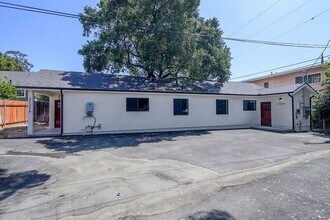 Building Photo - 2121-2123 Glenada Ave