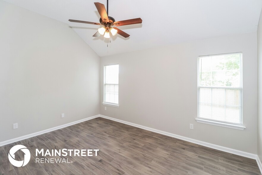 Building Photo - 5954 Chadwell Rd