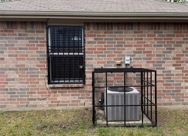 Building Photo - 3332 Navaro St