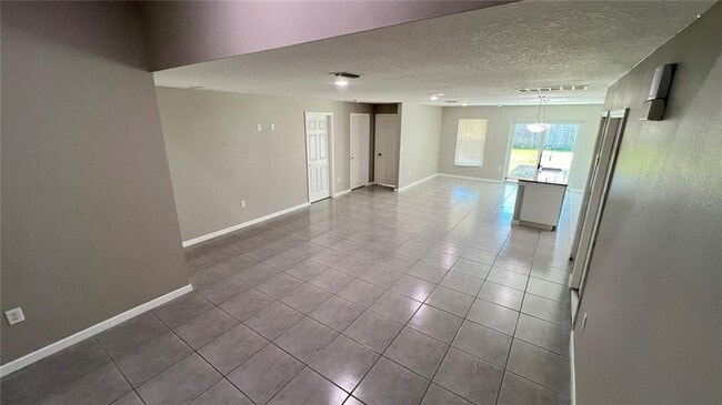 Building Photo - 1550 Pace Dr NW