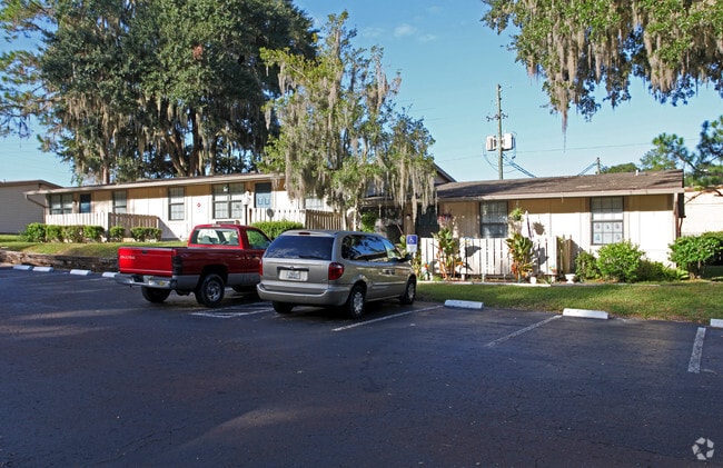 Northwood Apartments - Northwood