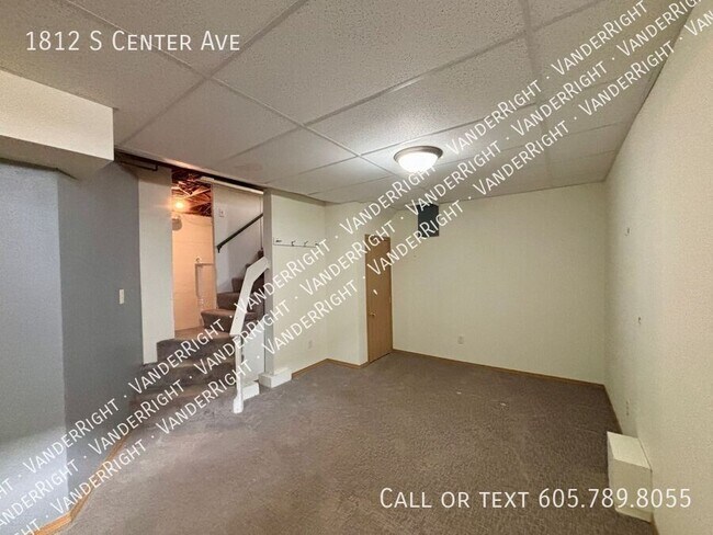 Building Photo - 1812 S Center Ave