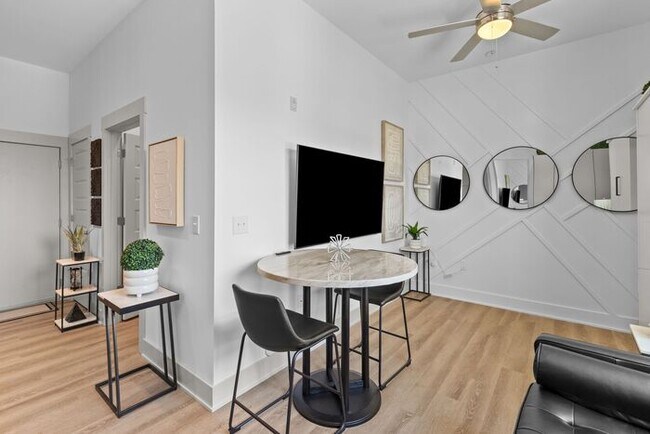 Building Photo - Chic Studio in the Heart of WEHO – Water &...