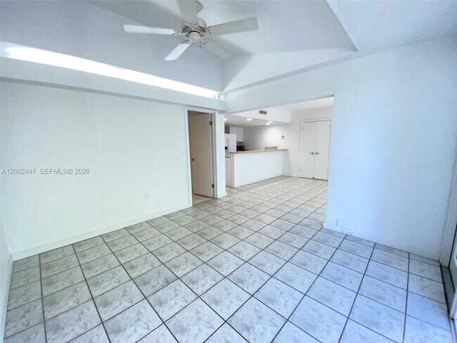 Building Photo - 6414 Miami Lakes Dr