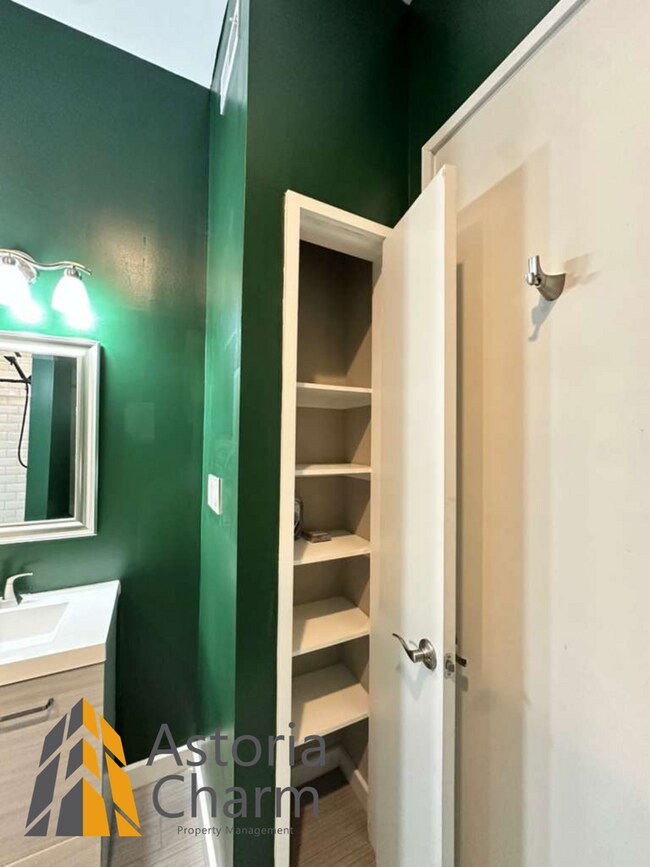 Building Photo - Beautifully Renovated 3BR Rowhome Near Johns Hopkins – Gated Parking + Modern Upgrades