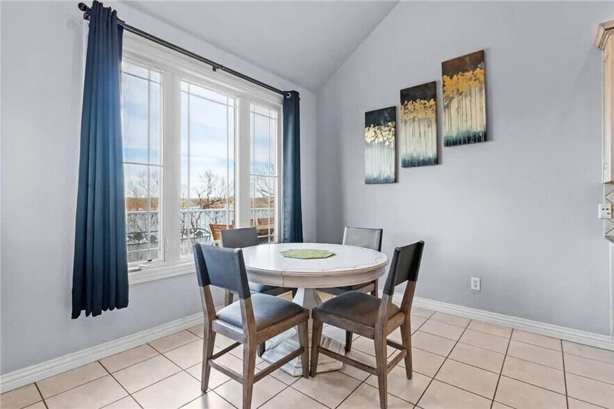 Building Photo - 38 Riviera Dr