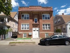 Building Photo - 128 East Ave