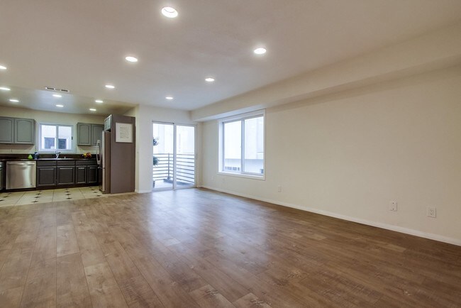 Living Room - 4325 38th St