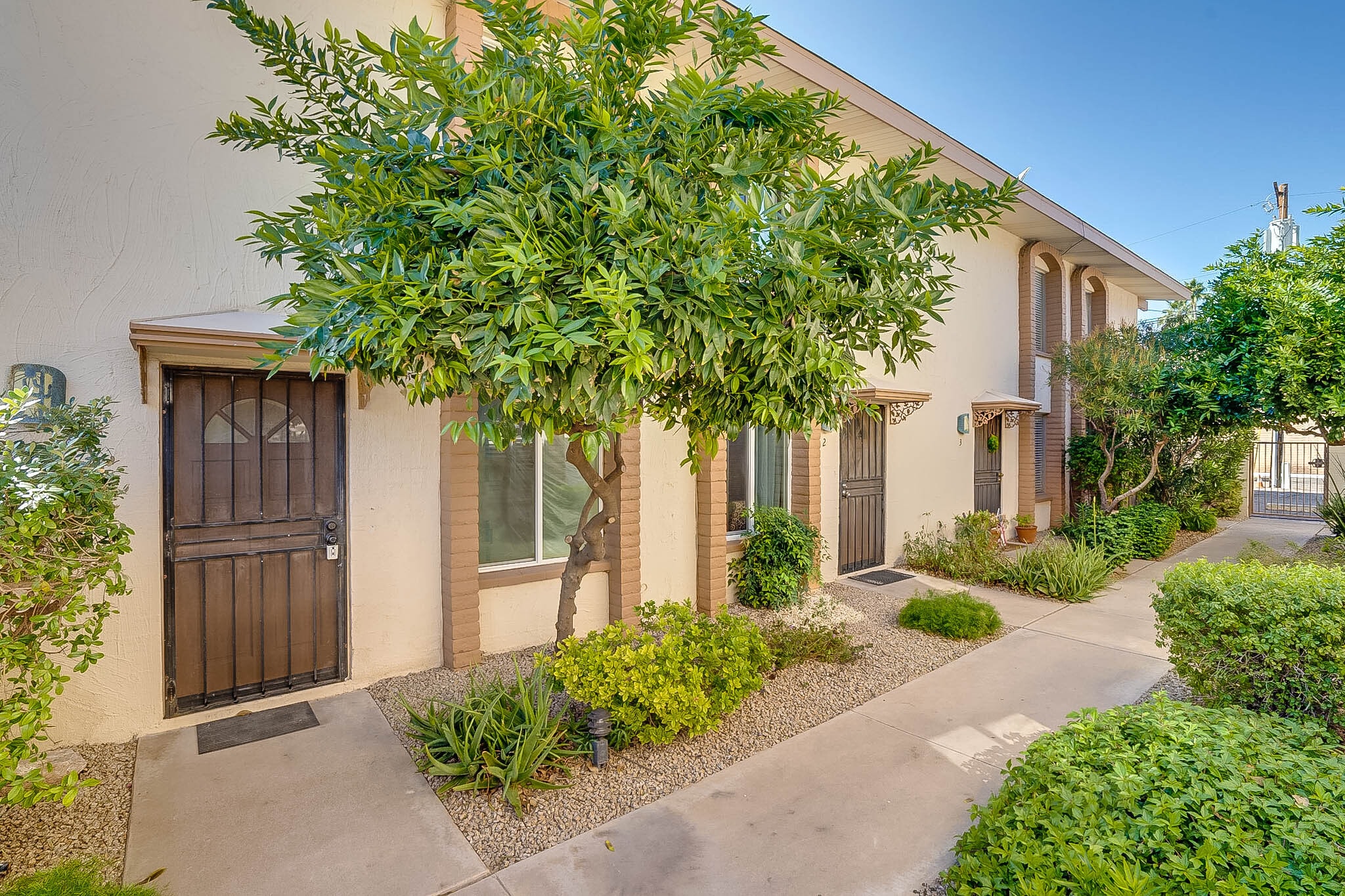 Building Photo - 4848 N Woodmere Fairway