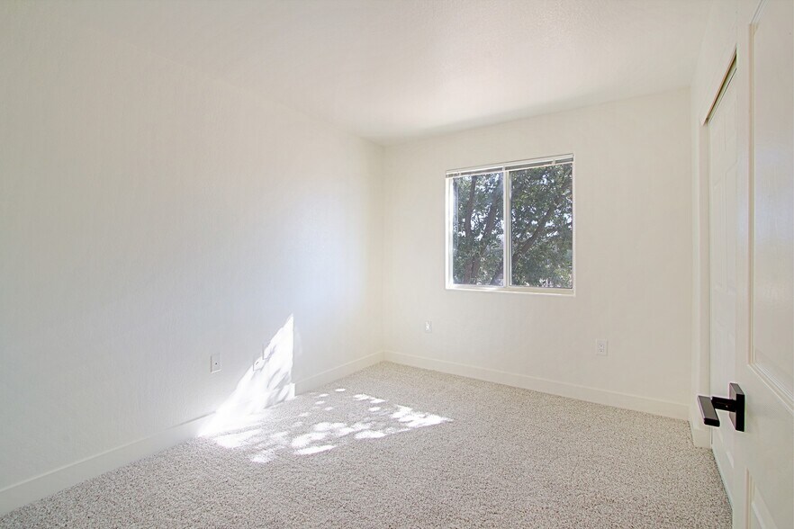Primary Photo - Marana Apartments