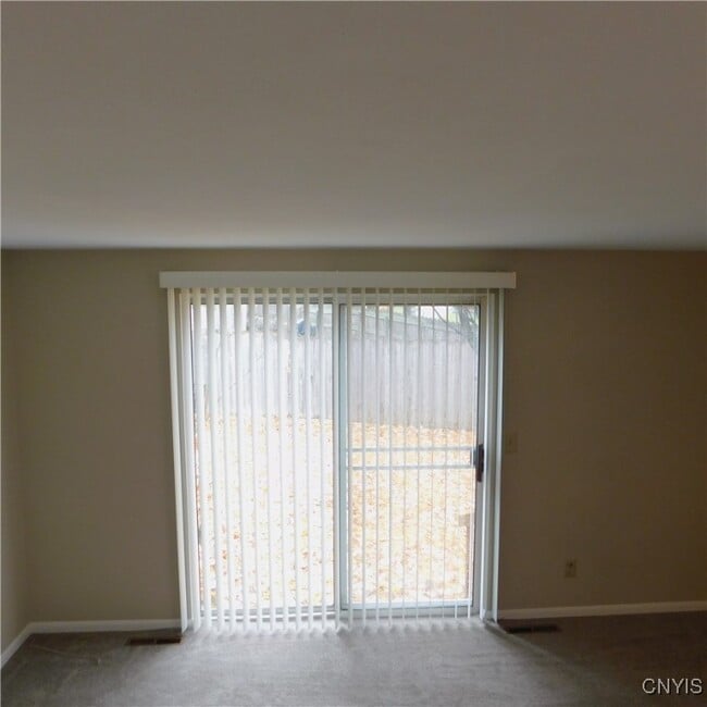 Building Photo - 8525 Sextant Dr