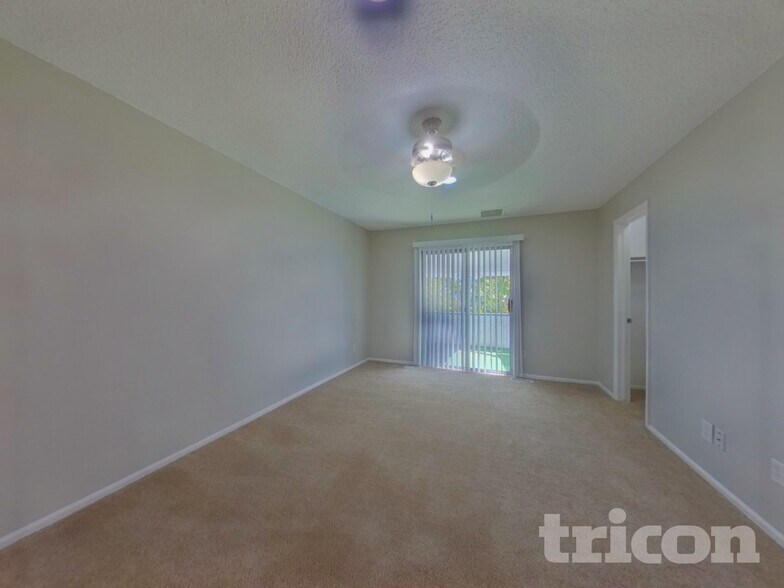 Building Photo - 10025 Alcott St