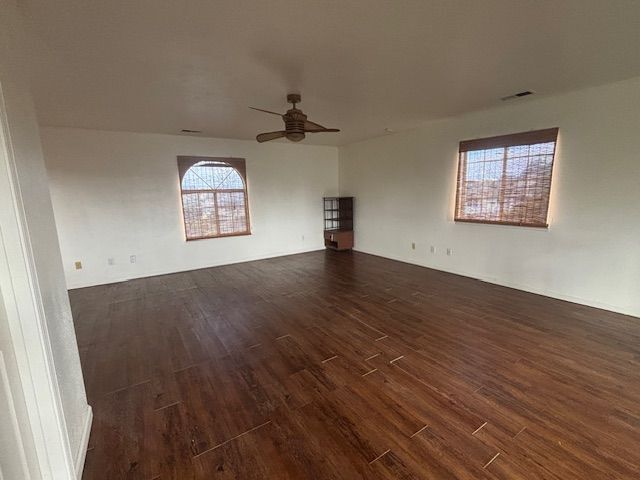 Building Photo - 605 N Mildred Ave