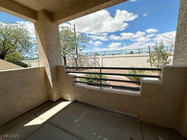 Building Photo - 5415 W Harmon Ave