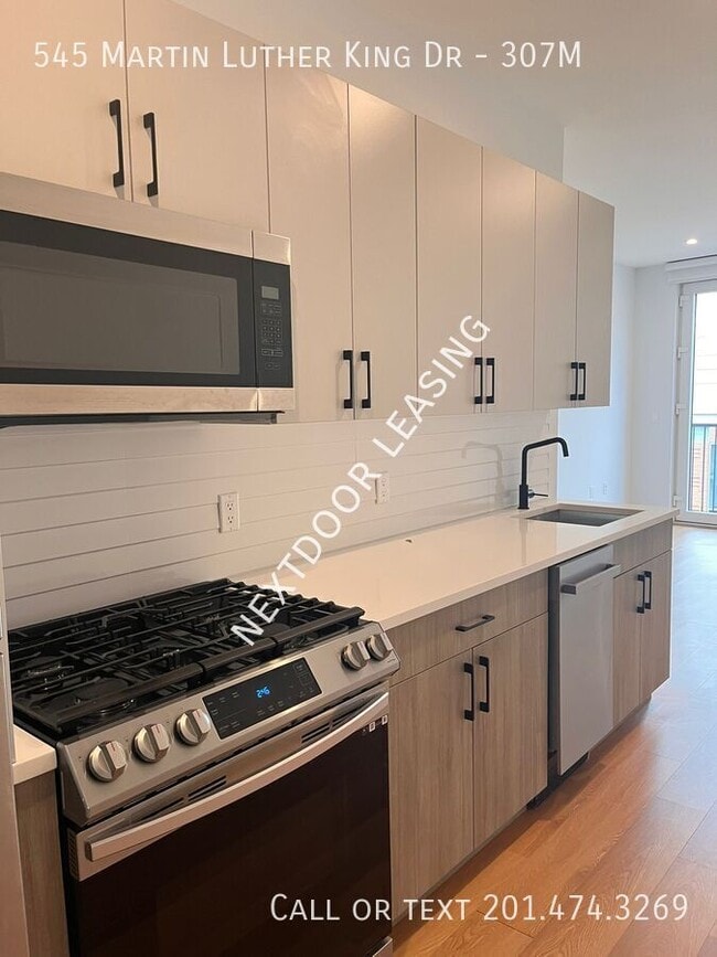 Primary Photo - 545 M.L.K. Drive