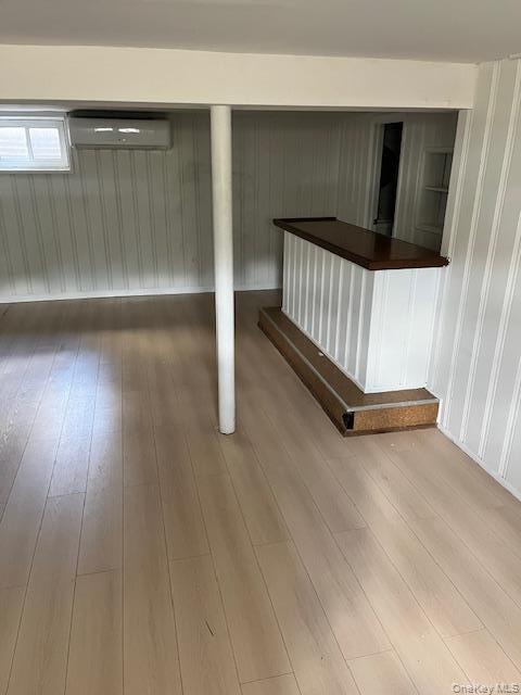 Building Photo - 345 Walton St