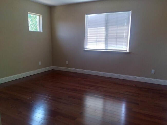 Building Photo - 3891 Danbury Way