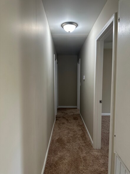 Building Photo - 244 Vista Del Verde Dr