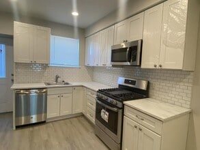 Building Photo - 3436 Leverton Ave