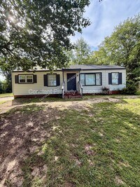 Building Photo - 1533 Engle Dr