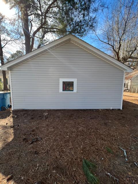 GARAGE - 905 N Layton Ave
