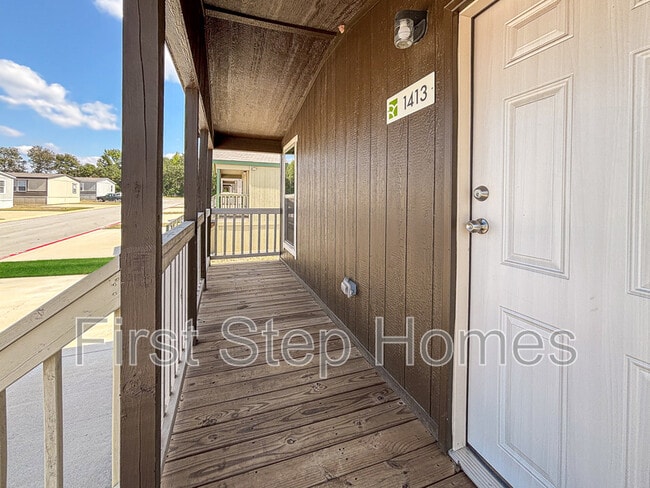 Building Photo - 1413 Cotopaxi St