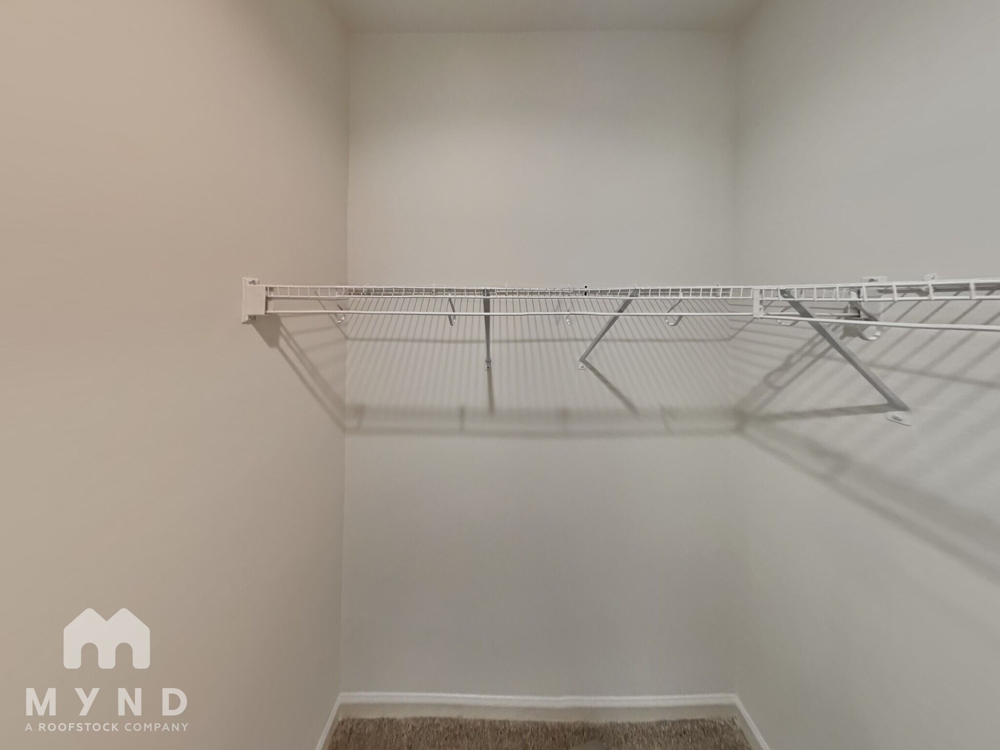Building Photo - 203 S Skyland Dr
