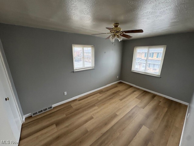 Building Photo - 1600 Lee Terrace Dr