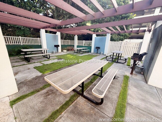Building Photo - 98-410-410 Koauka Loop