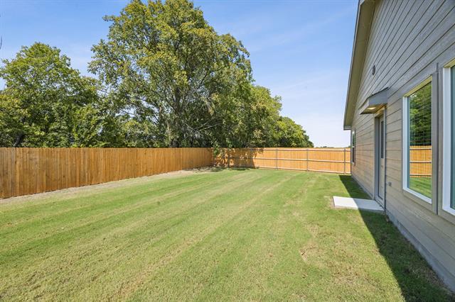 Building Photo - 716 Holleman Dr