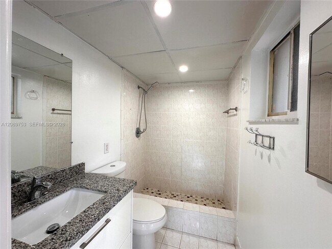 Building Photo - 8700 SW 133rd Avenue Rd