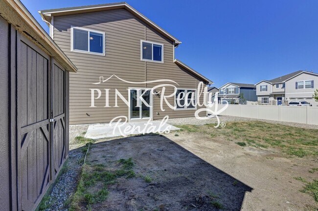 Building Photo - 10627 Hidden Pr Pkwy