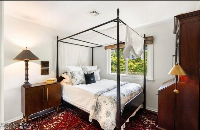 Building Photo - 85 Tower Hill Dr