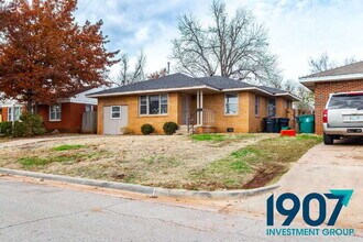 Building Photo - Completely Updated 3-Bed, 2-Bath Home in O...