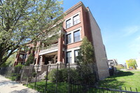 Building Photo - 5526 S Indiana Ave