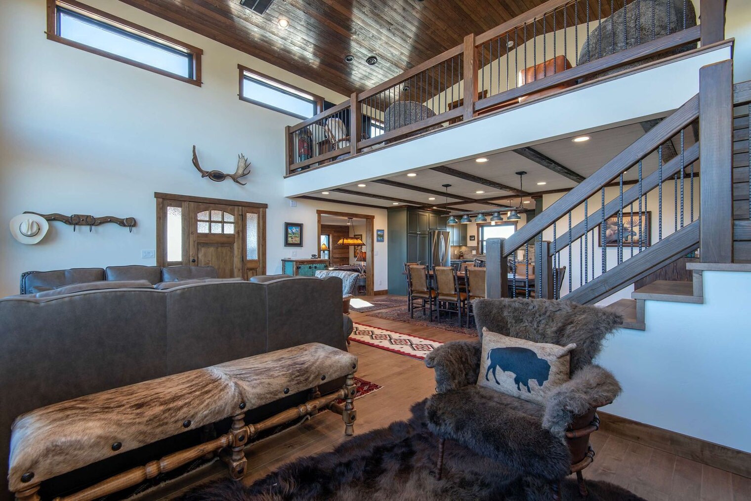 Building Photo - 3360 Alta Vista Dr