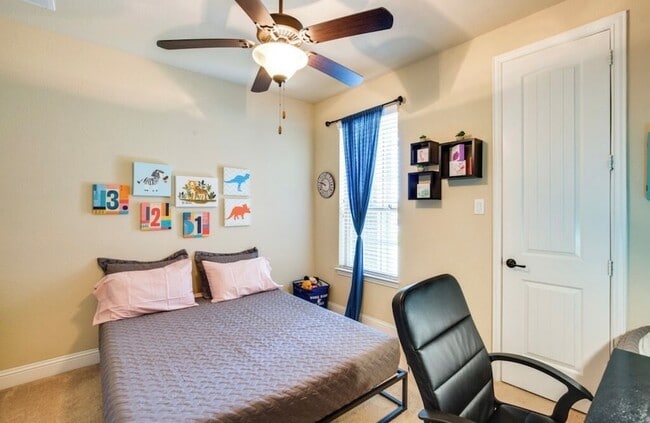 Building Photo - 14712 Crystal Beach Ln