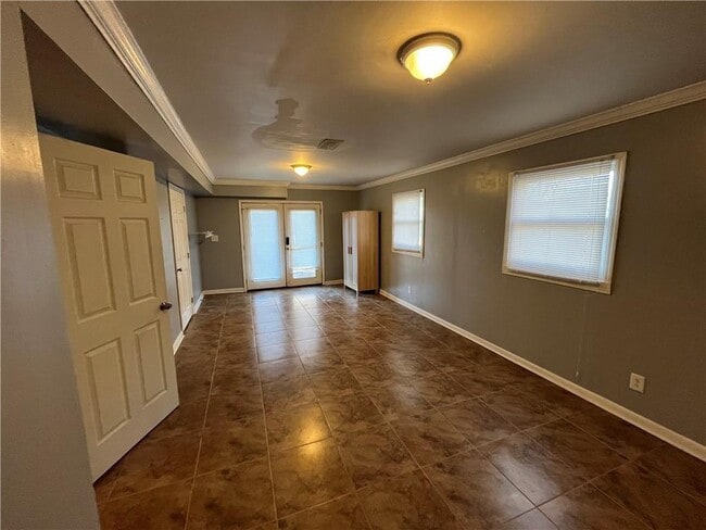 Building Photo - 3833 Cherokee Trail