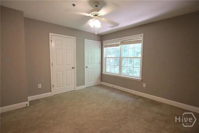 Building Photo - 460 S Barnett Shoals Rd