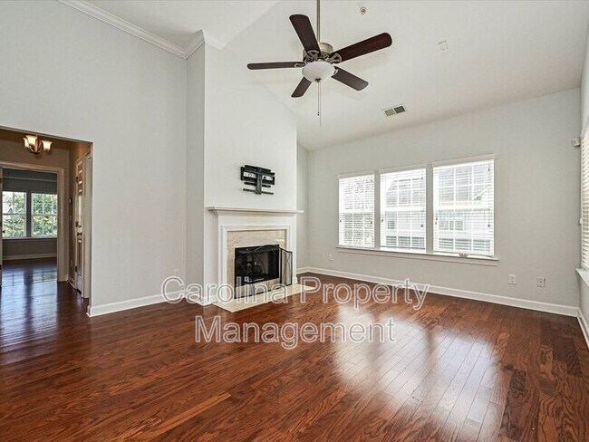 Building Photo - 14604 Monferrato Way