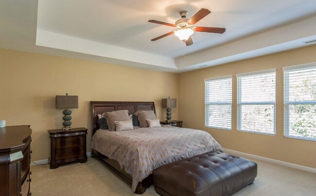 Building Photo - Gorgeous 4 bedroom home in Durham minutes from shopping and entertainment!