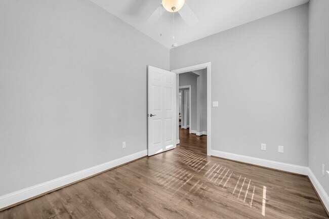 Building Photo - 1 Hanover Ln