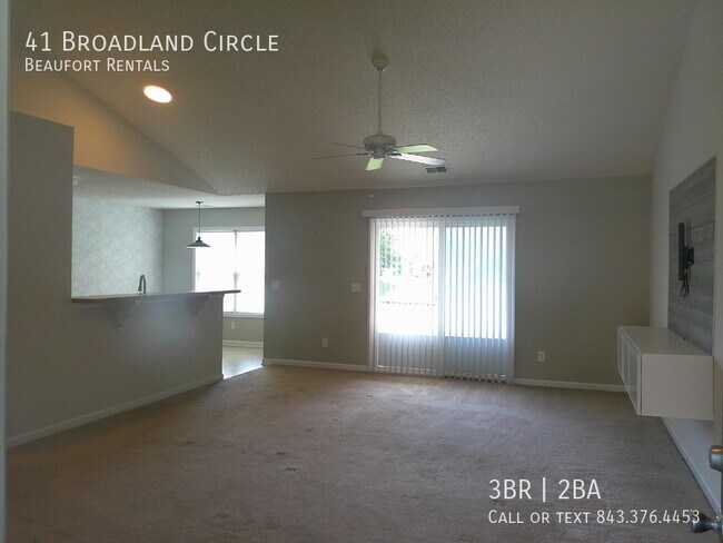 Building Photo - 41 Broadland Cir