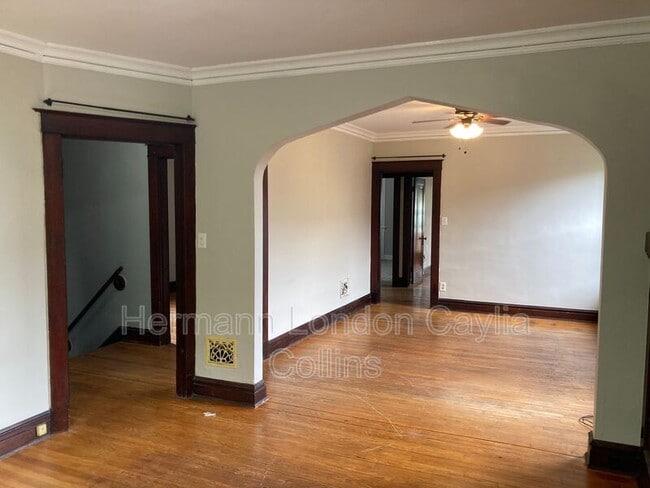 Building Photo - 5340 Bancroft Ave