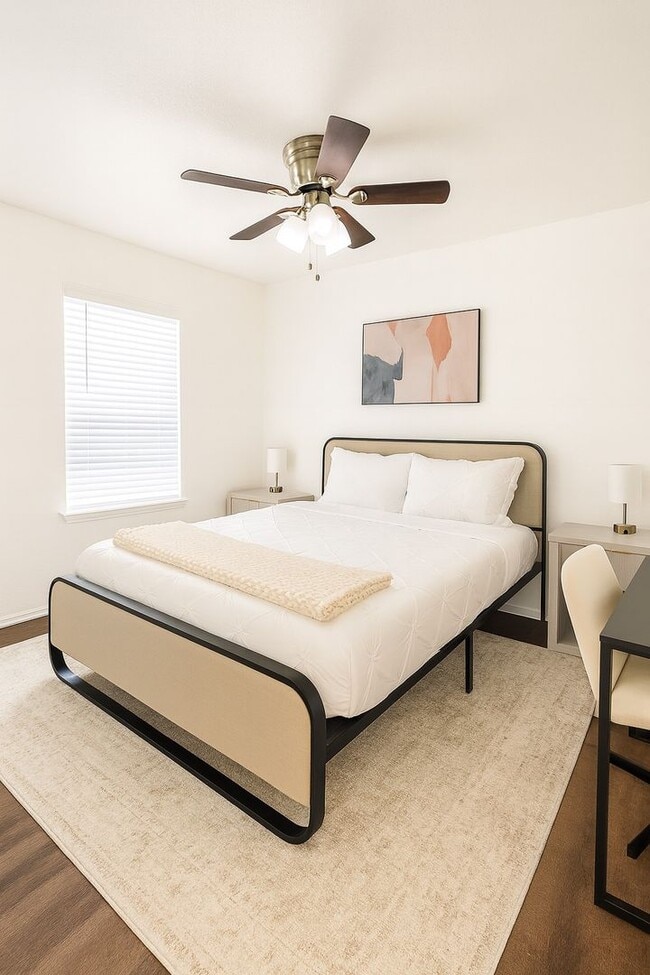 Building Photo - 5 Bedroom, 2.5 bath in Killeen