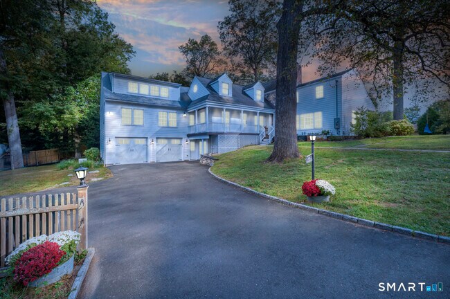Building Photo - 64 Sanford Ln