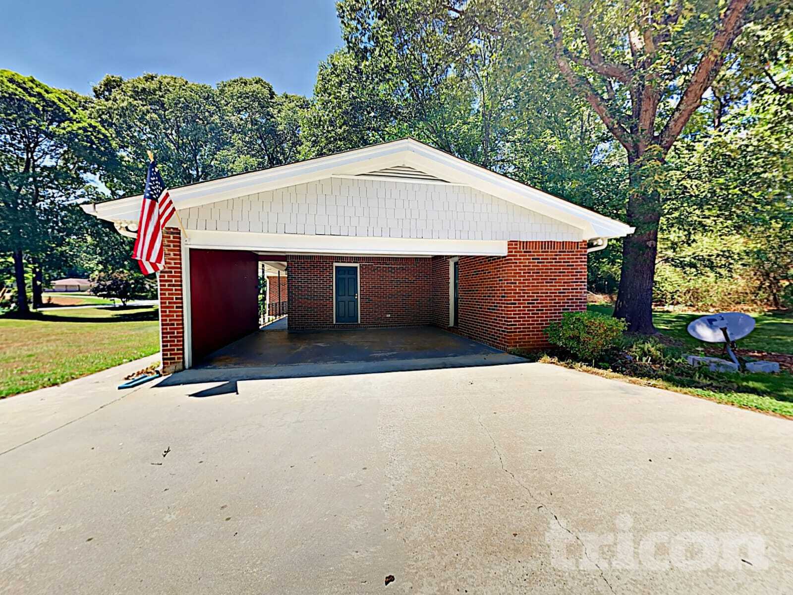 Building Photo - 4076 Parkway Cir NW